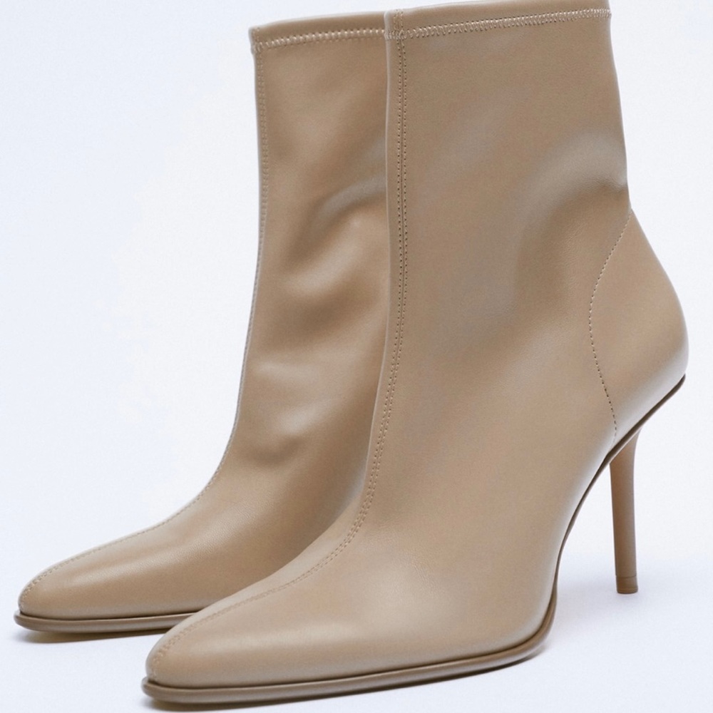 Zara Heeled Booties (size 6 1/2)